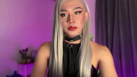 Miss Candy online show from June 8, 5:35 pm