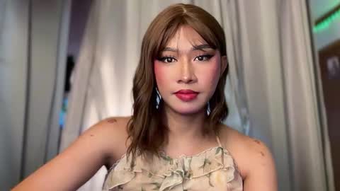 Snapshot of leanashleychatto2 chatting on June 10, 1:39 am Miss Candy online show from June 10, 1:39 am