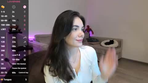 Leana online show from October 9, 4:38 pm