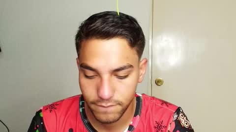 Leandro online show from December 24, 10:39 pm