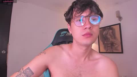 Snapshot of leaneseb chatting on November 22, 10:47 am leaneseb online show from November 22, 10:47 am