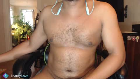 Learoy online show from December 10, 4:49 pm