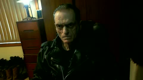 Snapshot of leathergreaser chatting on June 30, 10:11 pm leathergreaser online show from June 30, 10:11 pm