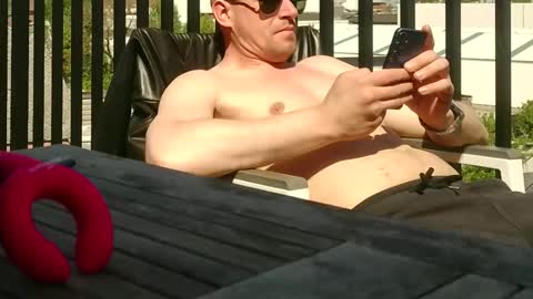 leatherjacketlove online show from April 27, 12:25 pm