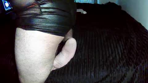 Snapshot of leatherman31 chatting on October 17, 9:50 pm leatherman31 online show from October 17, 9:50 pm