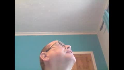 leatherpants68 online show from October 26, 1:50 pm