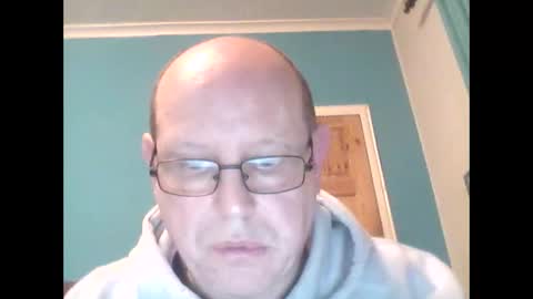 leatherpants68 online show from October 28, 5:04 pm