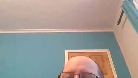 leatherpants68 online show from November 27, 8:38 am