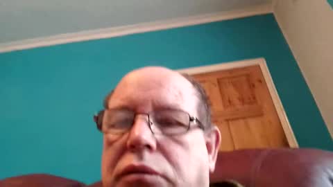 leatherpants68 online show from December 20, 9:05 am