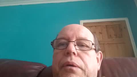 leatherpants68 online show from March 29, 1:22 pm