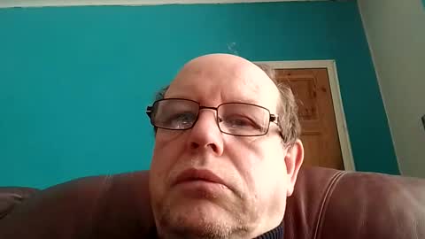 leatherpants68 online show from April 13, 8:31 am