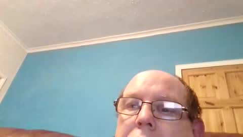 leatherpants68 online show from April 15, 9:15 pm