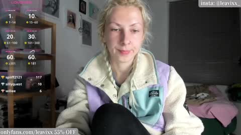 Snapshot of leavixx chatting on March 11, 8:31 pm LeaVixx online show from March 11, 8:31 pm