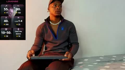 Snapshot of lebron_black_ chatting on June 22, 1:08 pm Lebron online show from June 22, 1:08 pm
