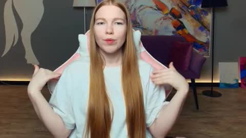 Snapshot of ledacopus chatting on December 14, 9:52 pm Lilly online show from December 14, 9:52 pm