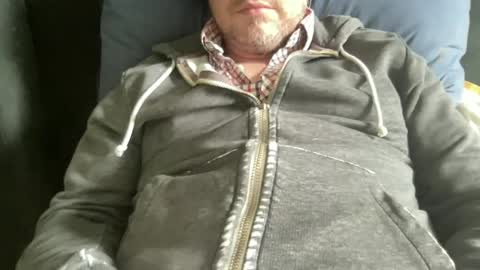lee_8891 online show from July 19, 10:30 am