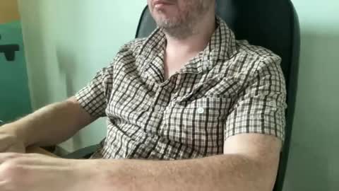 lee_8891 online show from July 21, 8:49 am