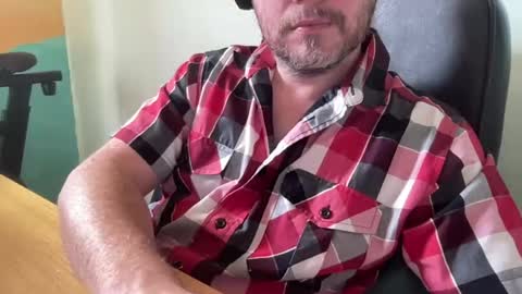 lee_8891 online show from July 30, 11:53 am
