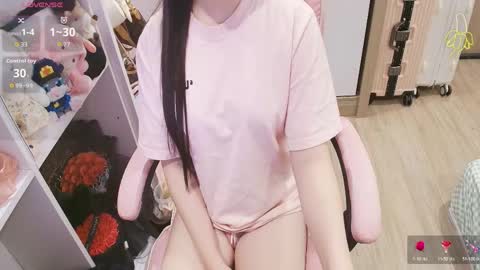 Lee online show from April 24, 12:35 am