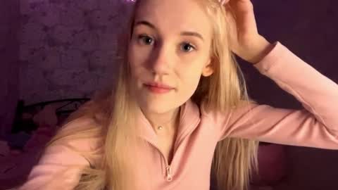 Kate online show from April 16, 1:12 pm