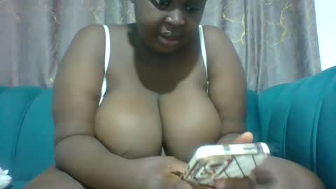 leeesha online show from January 14, 10:48 am