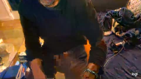 Snapshot of leeguy_hugedick chatting on September 25, 10:24 pm Ebony DeafGuy online show from September 25, 10:24 pm