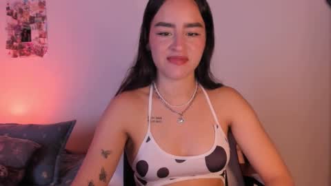 Snapshot of leejhonsonnn chatting on February 6, 2:15 pm leejhonsonnn online show from February 6, 2:15 pm