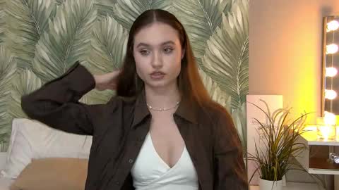 Leela online show from October 18, 3:35 pm