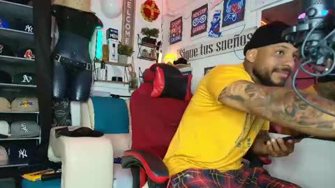 leenar_key online show from April 30, 12:22 pm