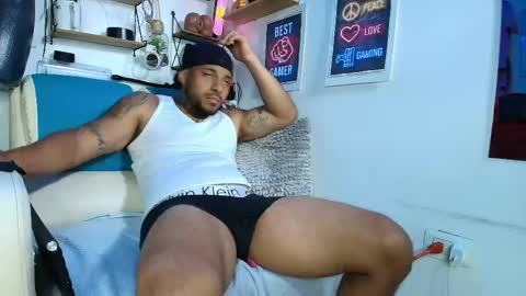 Snapshot of leenar_key chatting on May 26, 10:28 pm leenar_key online show from May 26, 10:28 pm