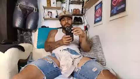 Snapshot of leenar_key chatting on July 2, 9:21 pm leenar_key online show from July 2, 9:21 pm