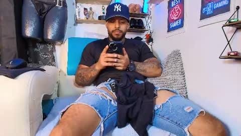Snapshot of leenar_key chatting on July 17, 11:31 pm leenar_key online show from July 17, 11:31 pm