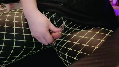 Snapshot of legdori chatting on January 6, 3:05 pm legdori online show from January 6, 3:05 pm