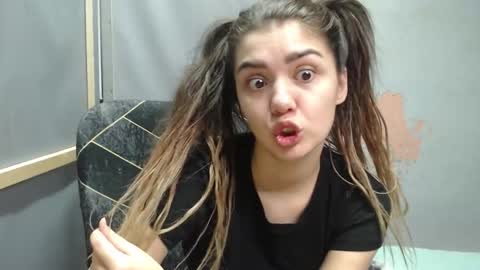 Liya online show from November 18, 5:01 am