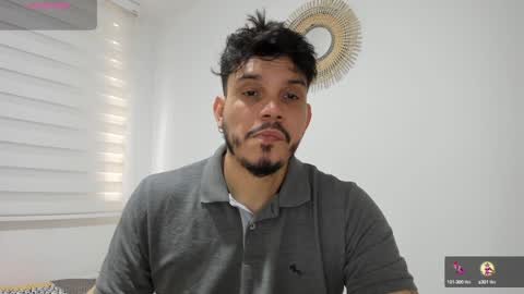 Alejandro online show from December 14, 5:25 pm