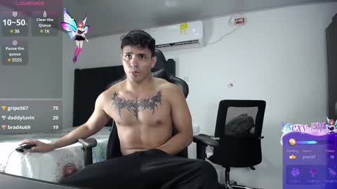 Snapshot of lei_77 chatting on December 25, 12:59 am Lei online show from December 25, 12:59 am