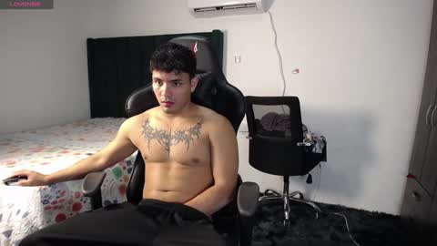 Snapshot of lei_77 chatting on December 31, 10:34 pm Lei online show from December 31, 10:34 pm