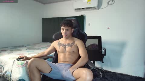 Snapshot of lei_77 chatting on January 10, 9:20 pm Lei online show from January 10, 9:20 pm