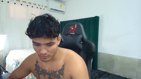 Snapshot of lei_77 chatting on September 20, 9:16 pm Lei online show from September 20, 9:16 pm