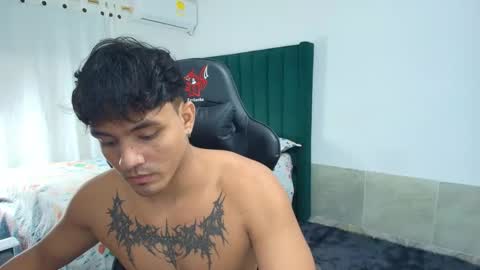 Snapshot of lei_77 chatting on October 3, 9:56 pm Lei online show from October 3, 9:56 pm