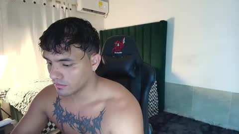 Snapshot of lei_77 chatting on October 16, 10:11 pm Lei online show from October 16, 10:11 pm