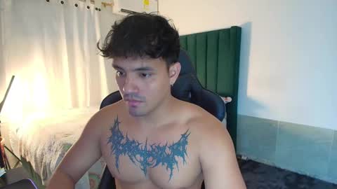 Snapshot of lei_77 chatting on November 25, 9:26 pm Lei online show from November 25, 9:26 pm