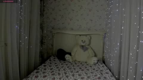 leia_moreno online show from October 9, 3:32 pm