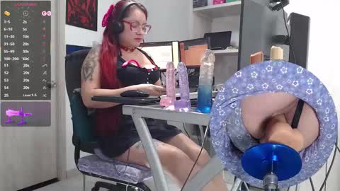 Snapshot of leidycrstnch21 chatting on January 16, 2:26 am LeidyDi223 online show from January 16, 2:26 am