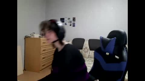 Viola online show from June 14, 9:06 pm