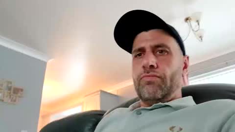 leightimmins001 online show from June 1, 7:04 pm
