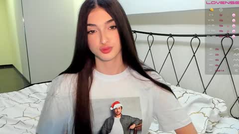 Leila online show from January 27, 11:22 pm