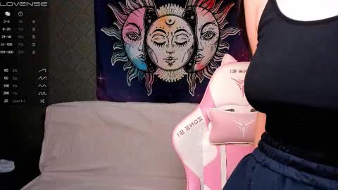 Leila online show from September 16, 2:29 pm