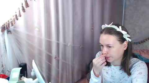 leila_bambi online show from June 28, 3:07 pm
