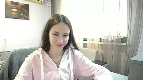 Leila online show from October 7, 9:28 am
